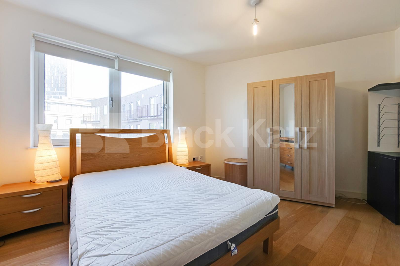 Offering 60 Sq.Mts of living & entraining space, concierge service & inclusive   South Central East, Steedman Street, Elephant and Castle